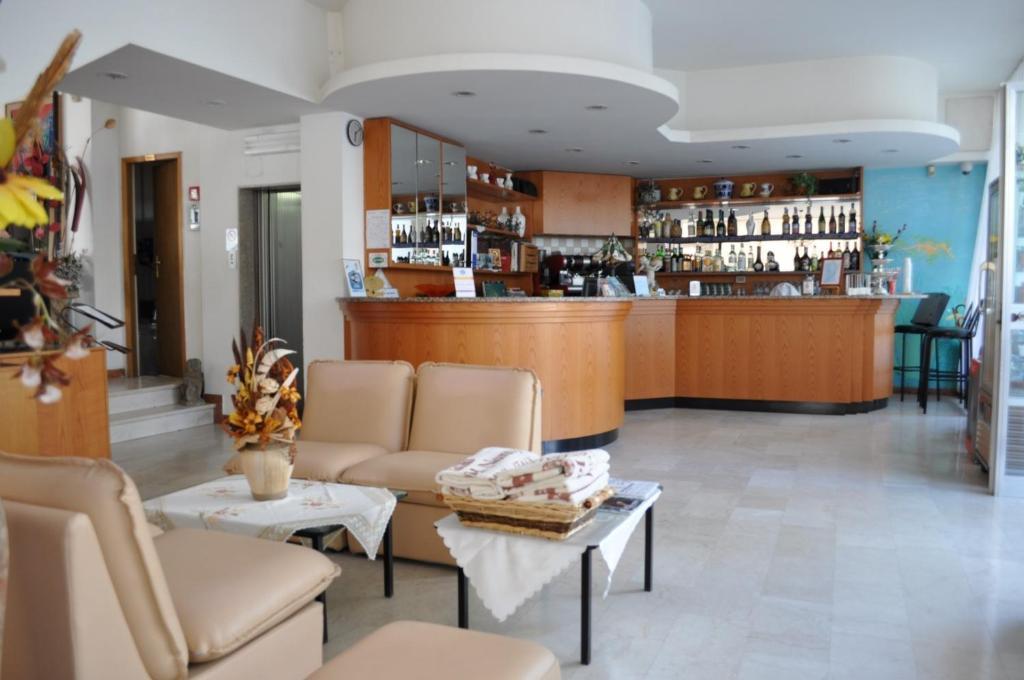 Hotel Nancy Rimini Buitenkant foto