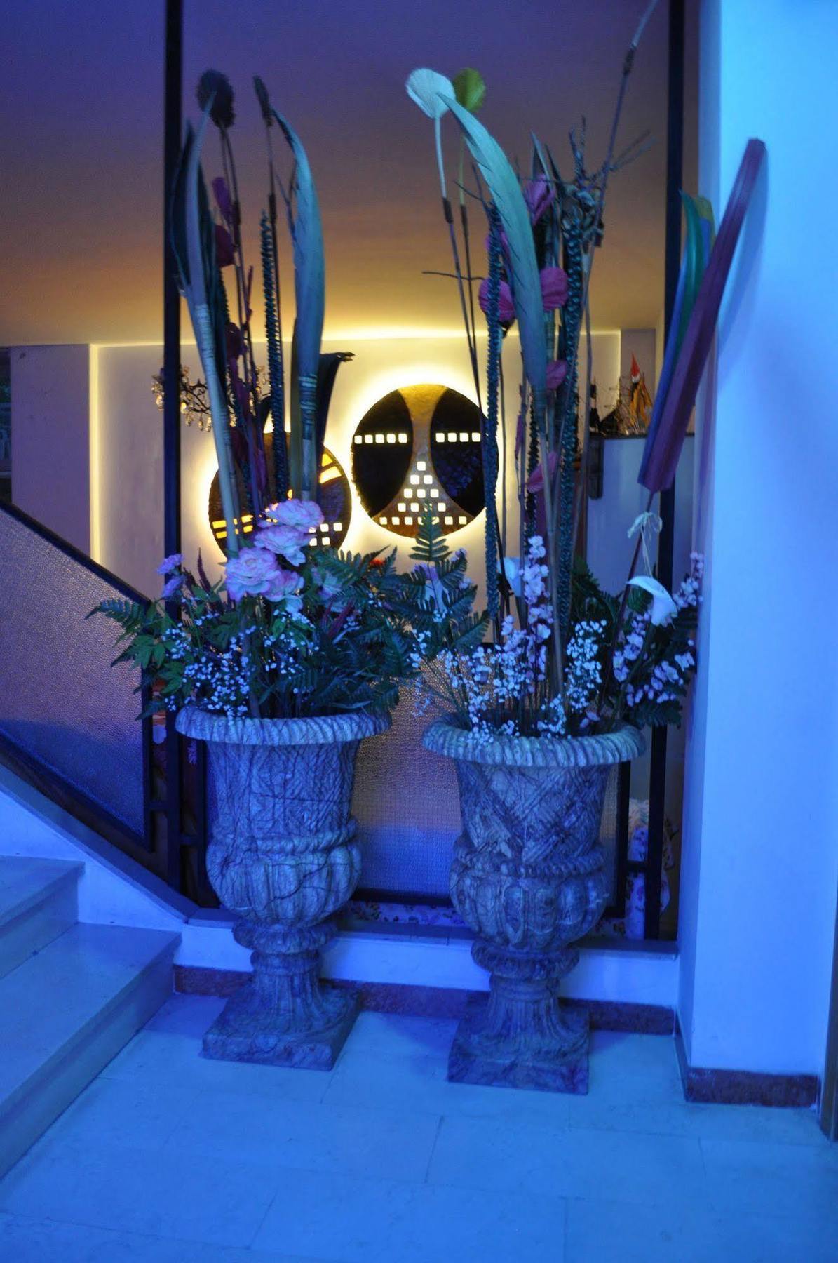 Hotel Nancy Rimini Buitenkant foto